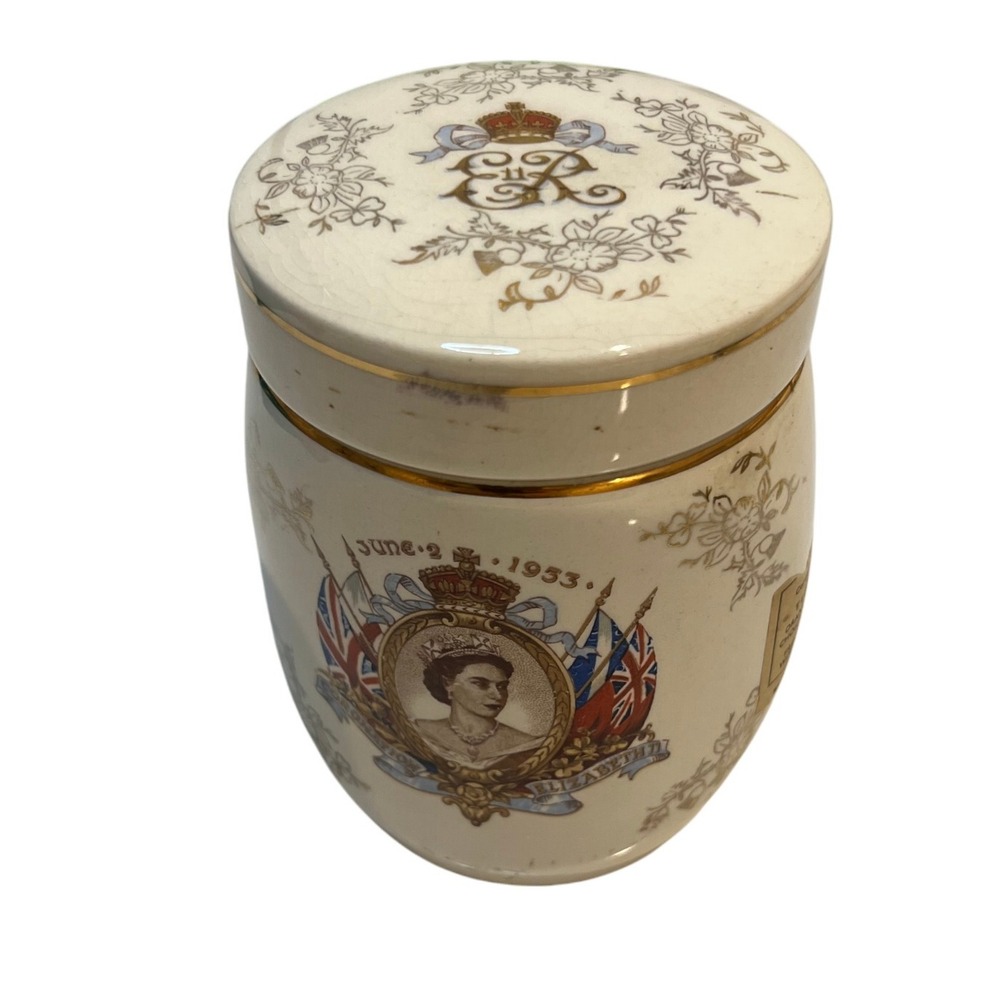 Sandland Ware Queen Elizabeth Coronation 1953 Commemorative‎ Jar